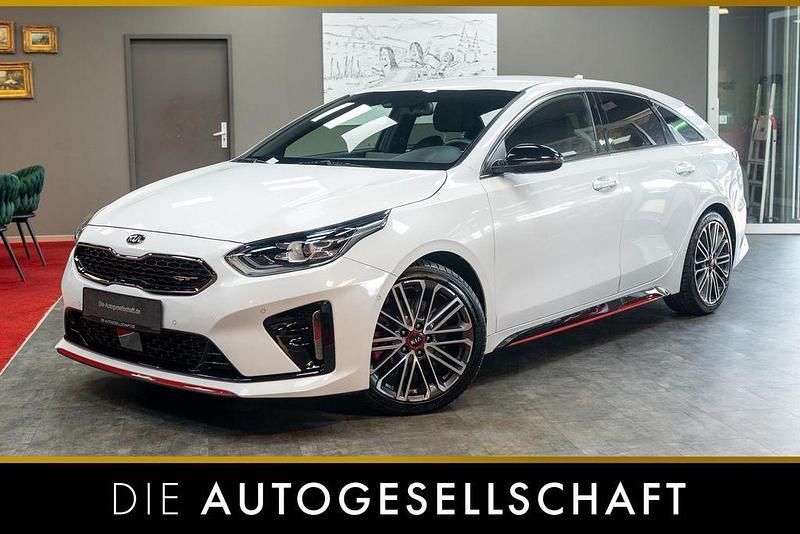 (hw2) deluxeweiss met. Gebraucht 2021 Kia ProCeed GT Kleinwagen | 23.990 € (Guter Preis) - Bild 1/3
