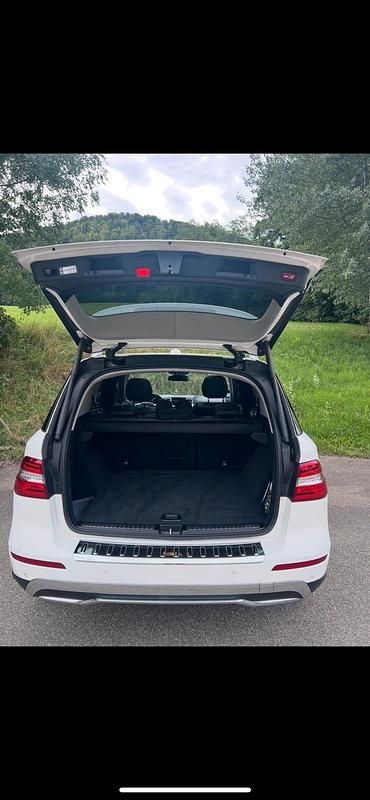 Gebraucht Mercedes ML350 258 PS (189 kW) 2013 Weiß SUV