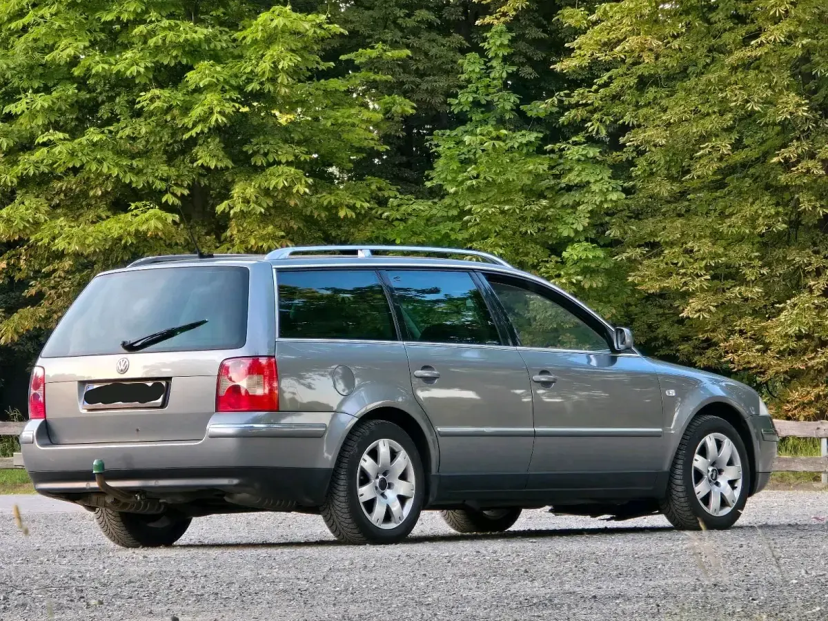 Gebraucht VW Passat Highline 150 PS (110 kW) 2003 Grau Kombi