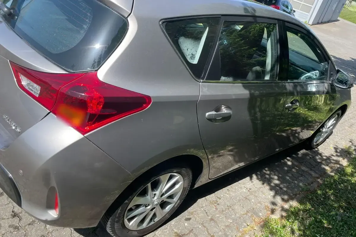 Gebraucht Toyota Auris Comfort 99 PS (72 kW) 2014 Limousine