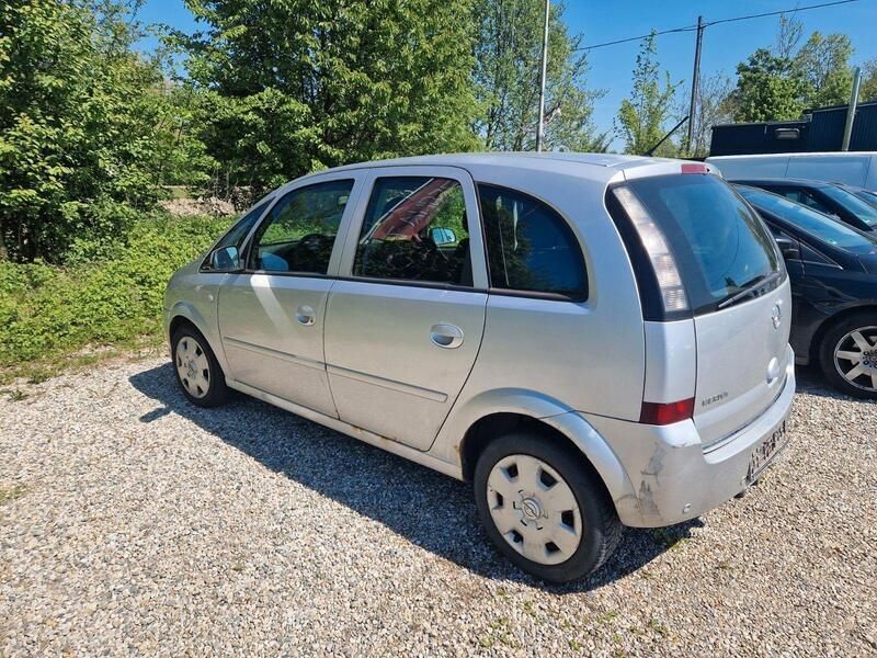 Silber Gebraucht 2007 Opel Meriva Edition Van / Kleinbus | 500 € (Superpreis) - Bild 1/4