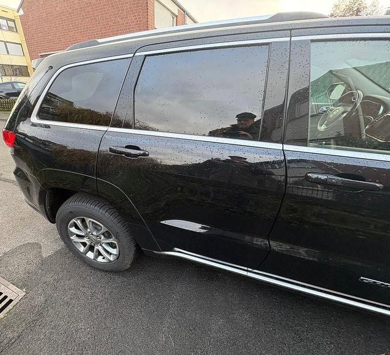 Gebraucht Jeep Grand Cherokee Summit 250 PS (183 kW) 2020 Schwarz SUV