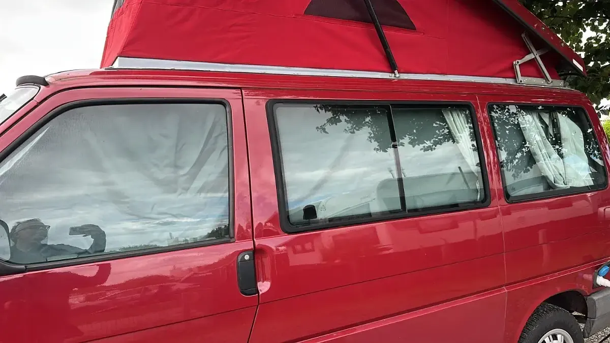Gebraucht VW Multivan 68 PS (50 kW) 1995 Rot Van / Kleinbus