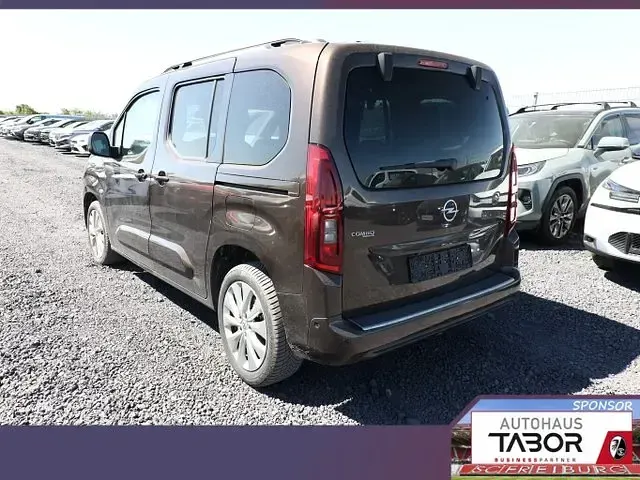 Gebraucht Opel Combo Life Innovation 131 PS (96 kW) 2021 Braun metallic Van / Kleinbus