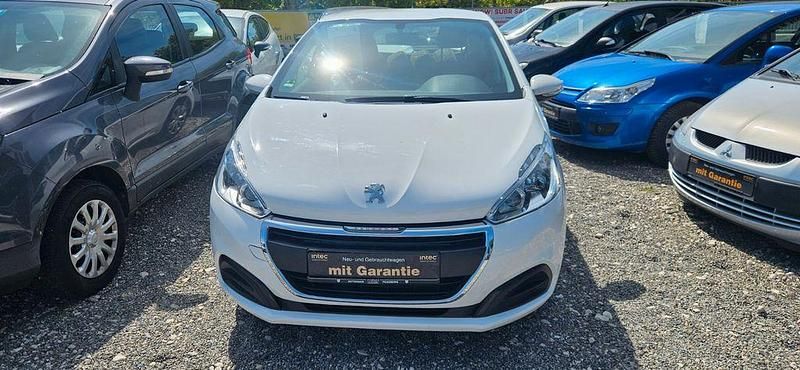 Gebraucht Peugeot 208 Active 82 PS (60 kW) 2016 Kleinwagen