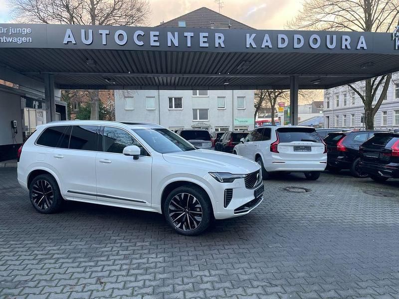 Gebraucht Volvo XC90 Plus 455 PS (334 kW) 2025 Crystal white / metallic SUV