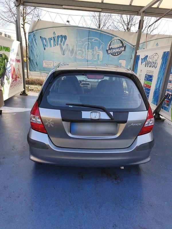Gebraucht Honda Jazz 78 PS (57 kW) 2008 Grau Kleinwagen