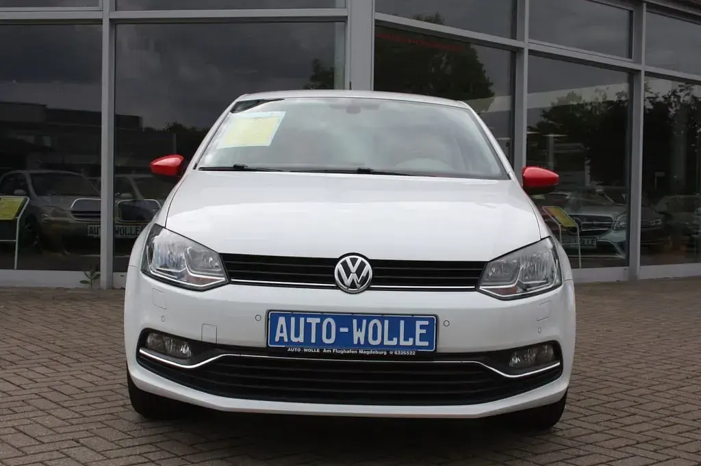 Gebraucht VW Polo Beats 75 PS (55 kW) 2016 Weiß Limousine