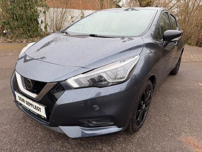 Grau Gebraucht 2018 Nissan Micra Limousine | 6.480 € (Fairer Preis) - Bild 1/4