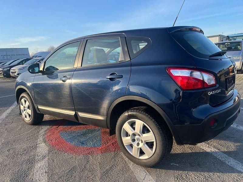 Gebraucht Nissan Qashqai Acenta 141 PS (103 kW) 2011 Blau SUV
