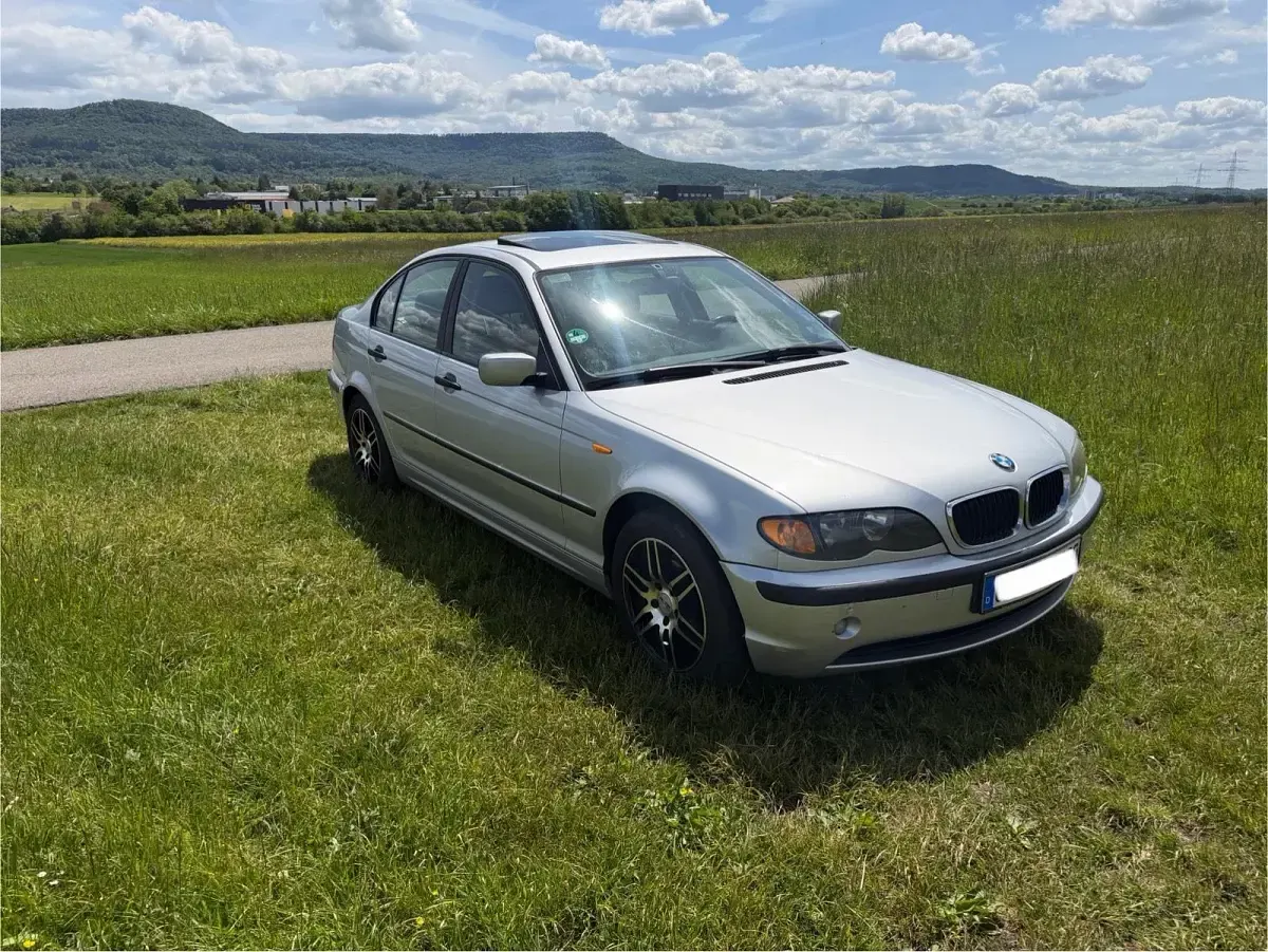 Gebraucht BMW 320 150 PS (110 kW) 2006 Silber Limousine