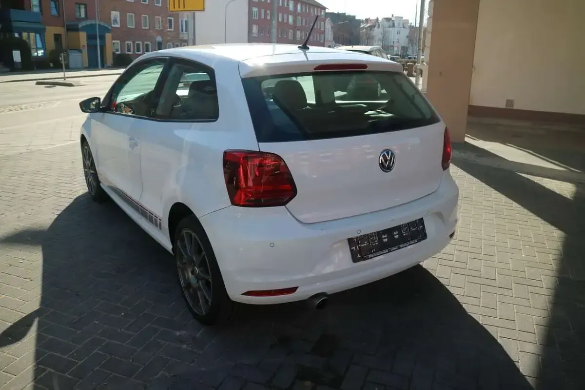 Gebraucht VW Polo Beats 90 PS (66 kW) 2016 Weiß Kleinwagen