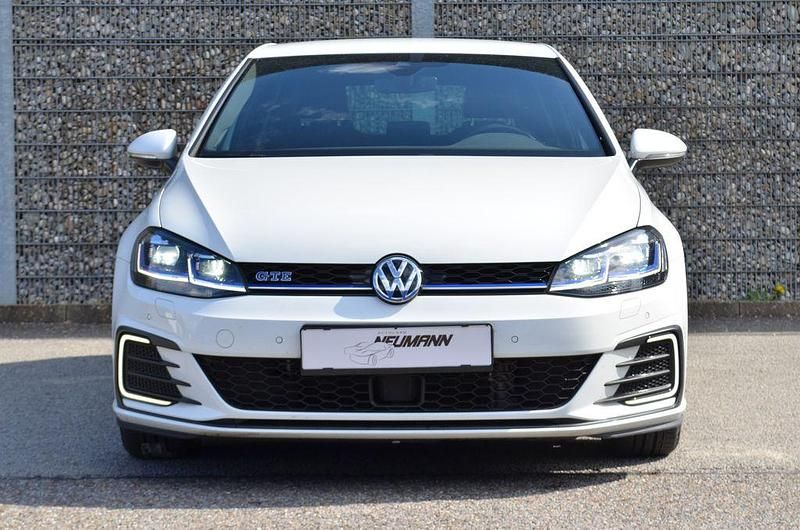 Gebraucht VW Golf VIII GTE 150 PS (110 kW) 2020 Weiß Limousine