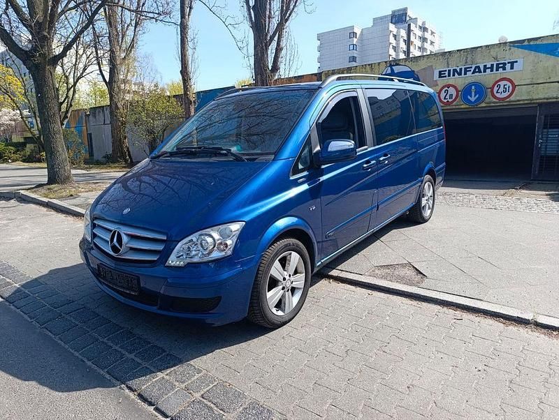 Gebraucht Mercedes Viano Edition 224 PS (164 kW) 2012 Blau Van / Kleinbus