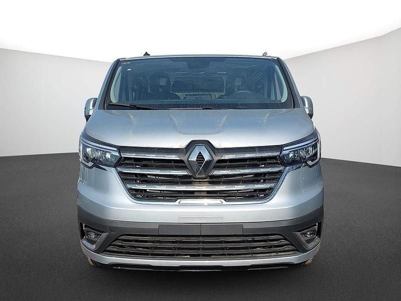 Gebraucht Renault Trafic Komfort 150 PS (110 kW) 2024 Highland grey Van / Kleinbus