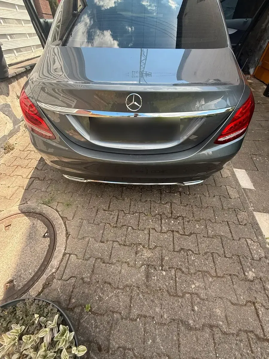Gebraucht Mercedes C180 156 PS (114 kW) 2017 Silber Limousine