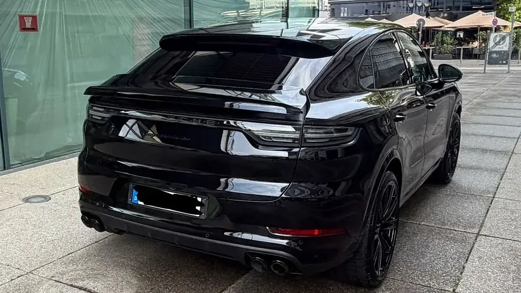 Gebraucht Porsche Cayenne Turbo Coupe 549 PS (403 kW) 2019 Schwarz SUV