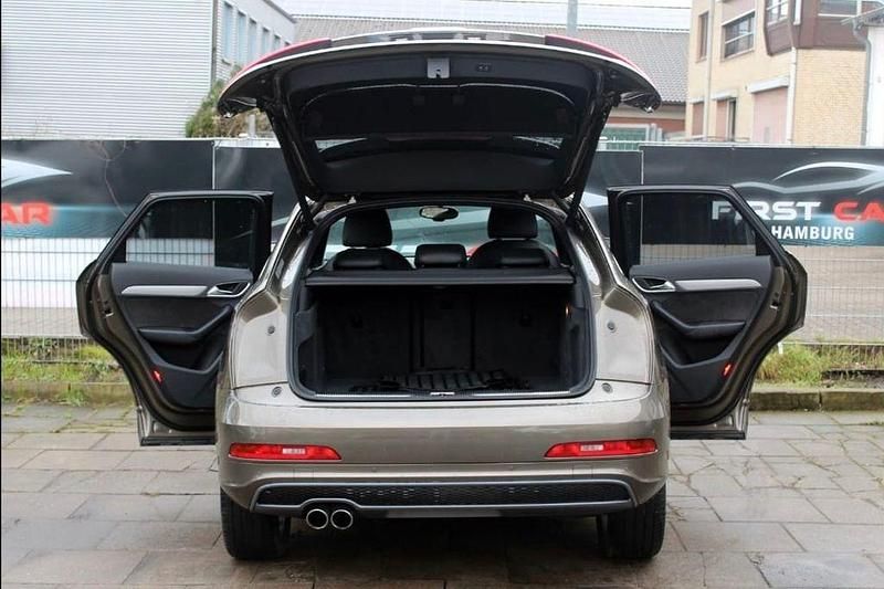 Gebraucht Audi Q3 Ambiente 140 PS (102 kW) 2014 Schwarz SUV