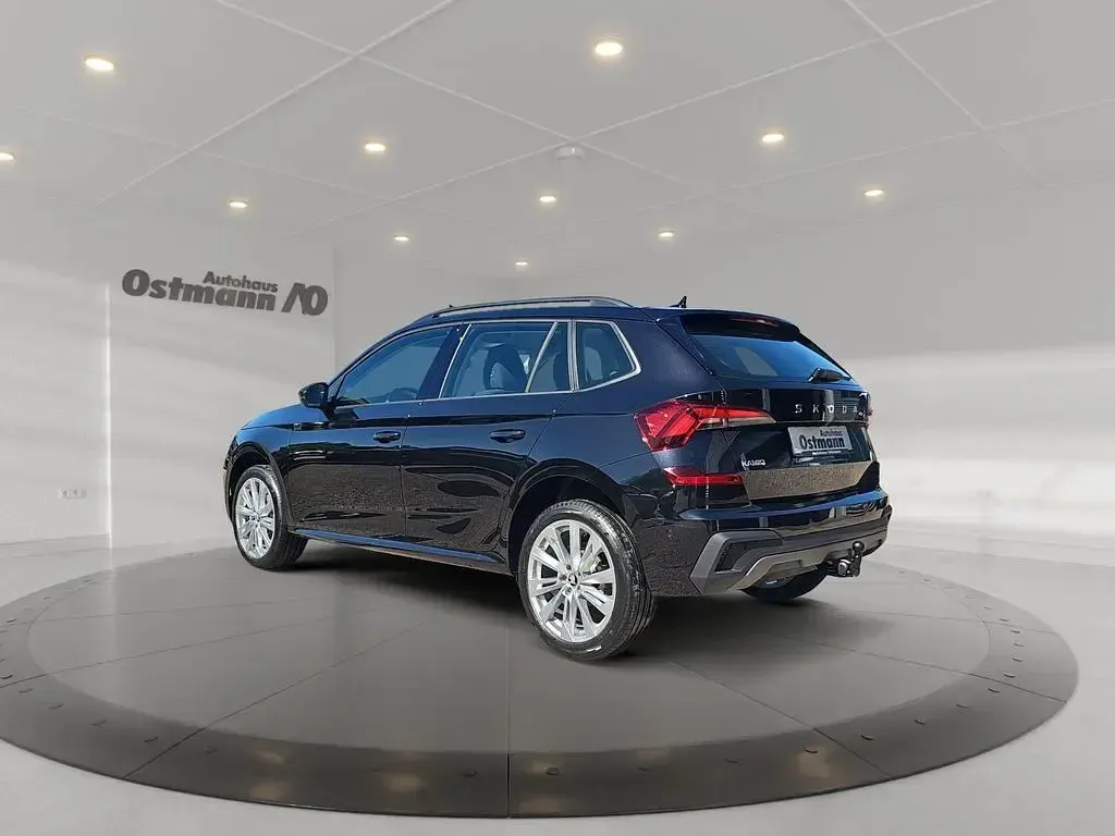 Neu Skoda Kamiq Tour 116 PS (85 kW) 2026 Schwarz SUV