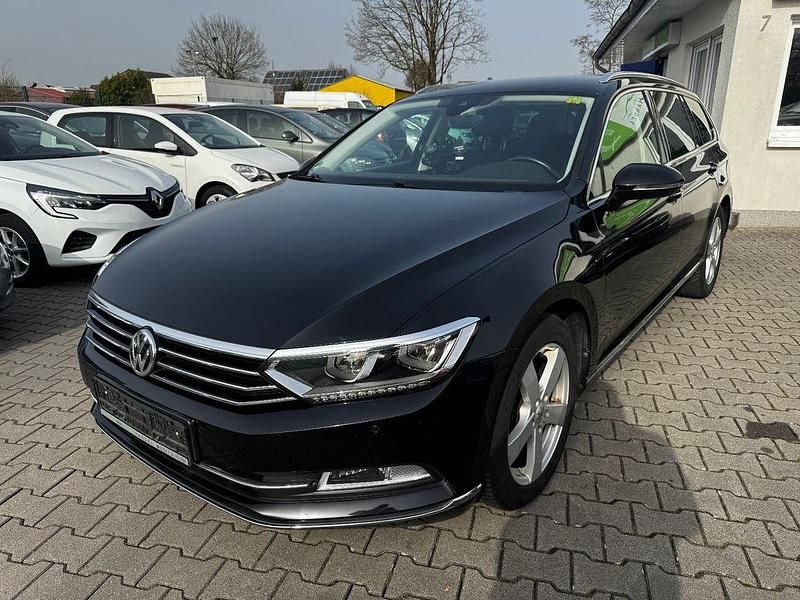 Second-hand VW Passat Highline 190 CP (139 kW) 2017 Negru Break