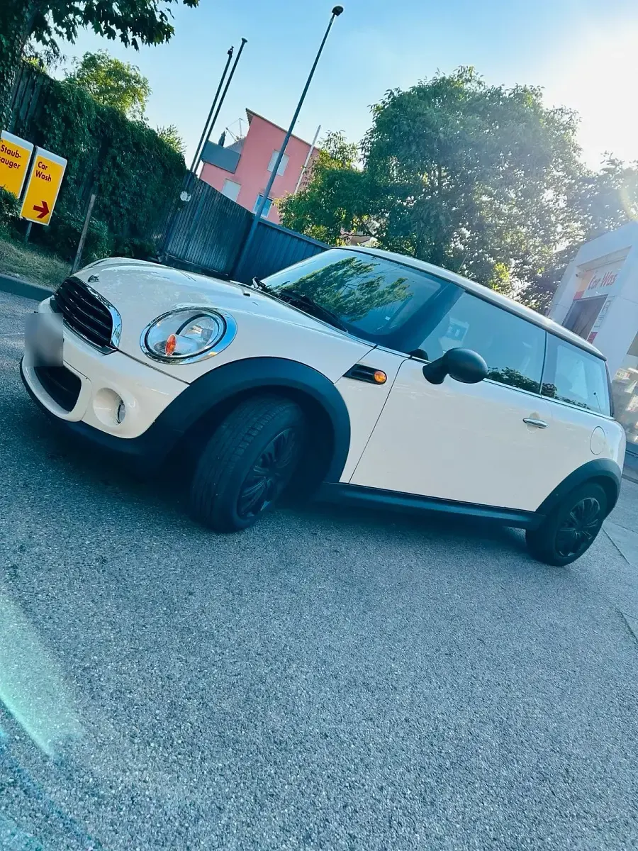 Gebraucht Mini Cooper Coupé 72 PS (52 kW) 2010 Andere farben Coupé