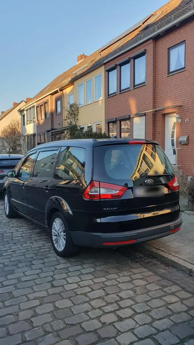 Occasion Ford Galaxy 116 ch (85 kW) 2012 Noir Monospace