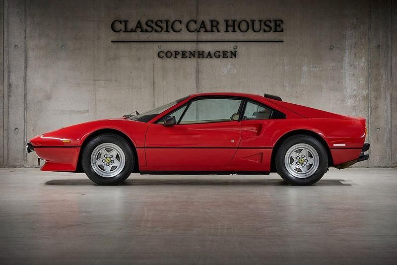 Gebraucht Ferrari 208 218 PS (160 kW) 1982 Rot Coupé