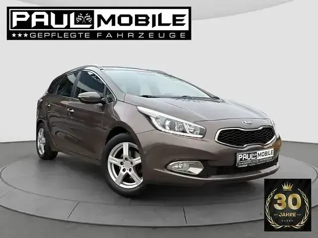 Gebraucht Kia Ceed Sportswagon Vision 128 PS (94 kW) 2013 Kombi