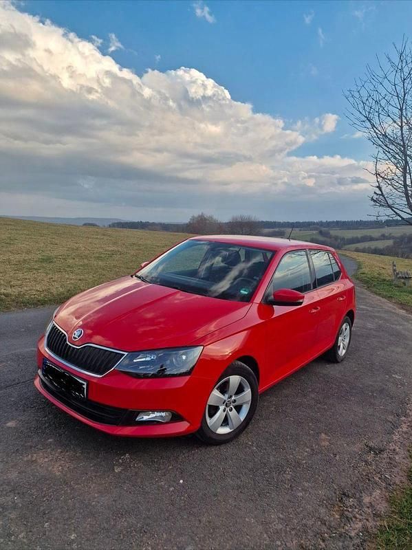 Gebraucht Skoda Fabia Style 95 PS (69 kW) 2018 Rot Limousine