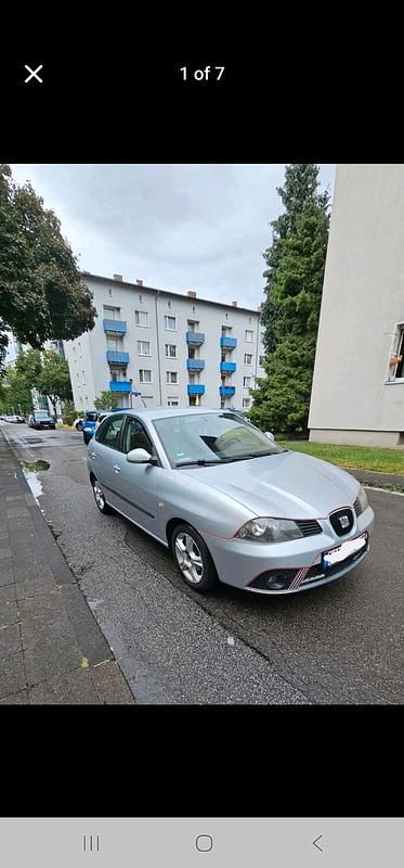 Grau Gebraucht 2008 Seat Ibiza Limousine | 2.900 € (Fairer Preis) - Bild 1/4