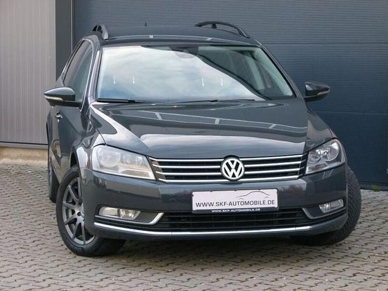 Gebraucht VW Passat 140 PS (102 kW) 2013 Grau Kombi