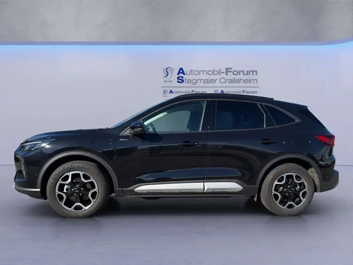 Gebraucht Ford Kuga Active X 242 PS (177 kW) 2024 Agate black SUV
