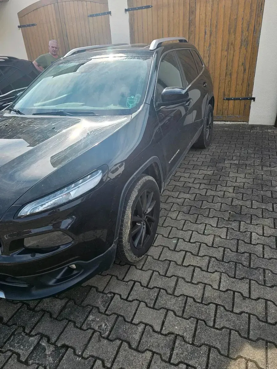 Gebraucht Jeep Cherokee 200 PS (147 kW) 2015 Schwarz SUV