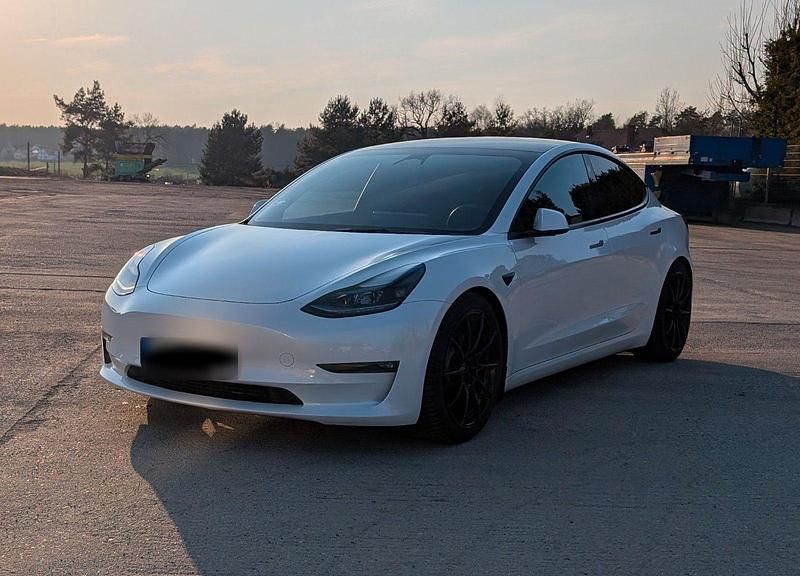 Gebraucht Tesla Model 3 Long Range RWD 208 kW (283 PS) 2023 Weiß Limousine