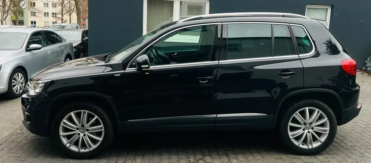 Gebraucht VW Tiguan Sportline 160 PS (117 kW) 2014 Schwarz SUV