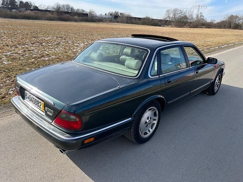 Gebraucht Jaguar XJ Executive 211 PS (155 kW) 1997 Grün Limousine