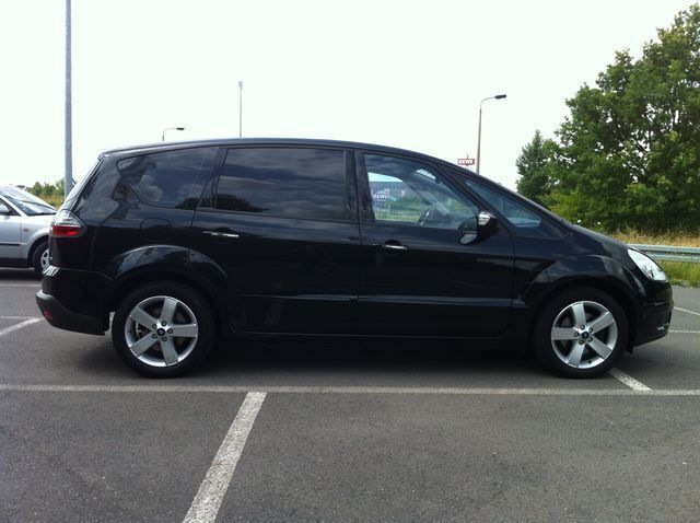 Gebraucht Ford S-MAX Titanium 197 PS (144 kW) 2009 Schwarz metallic Van / Kleinbus