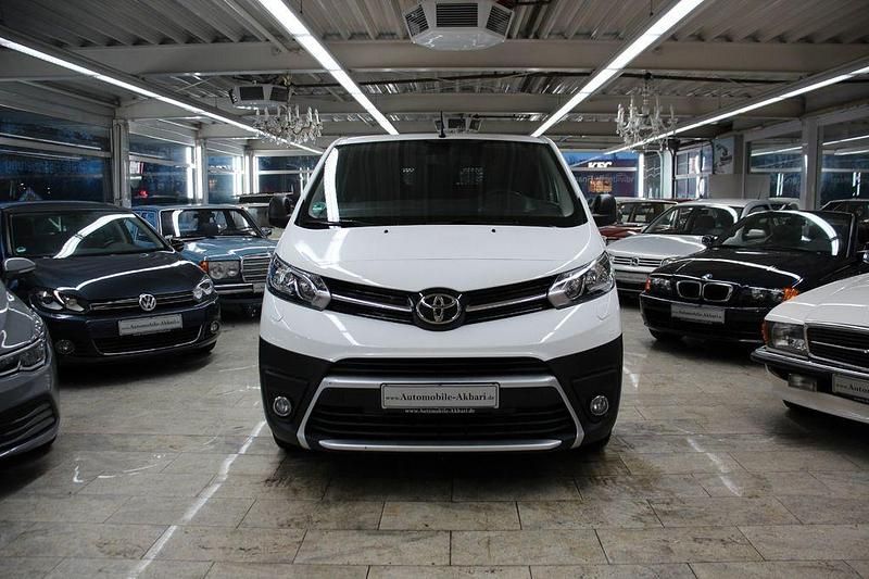 Gebraucht Toyota Proace 122 PS (89 kW) 2020 Weiß Van / Kleinbus