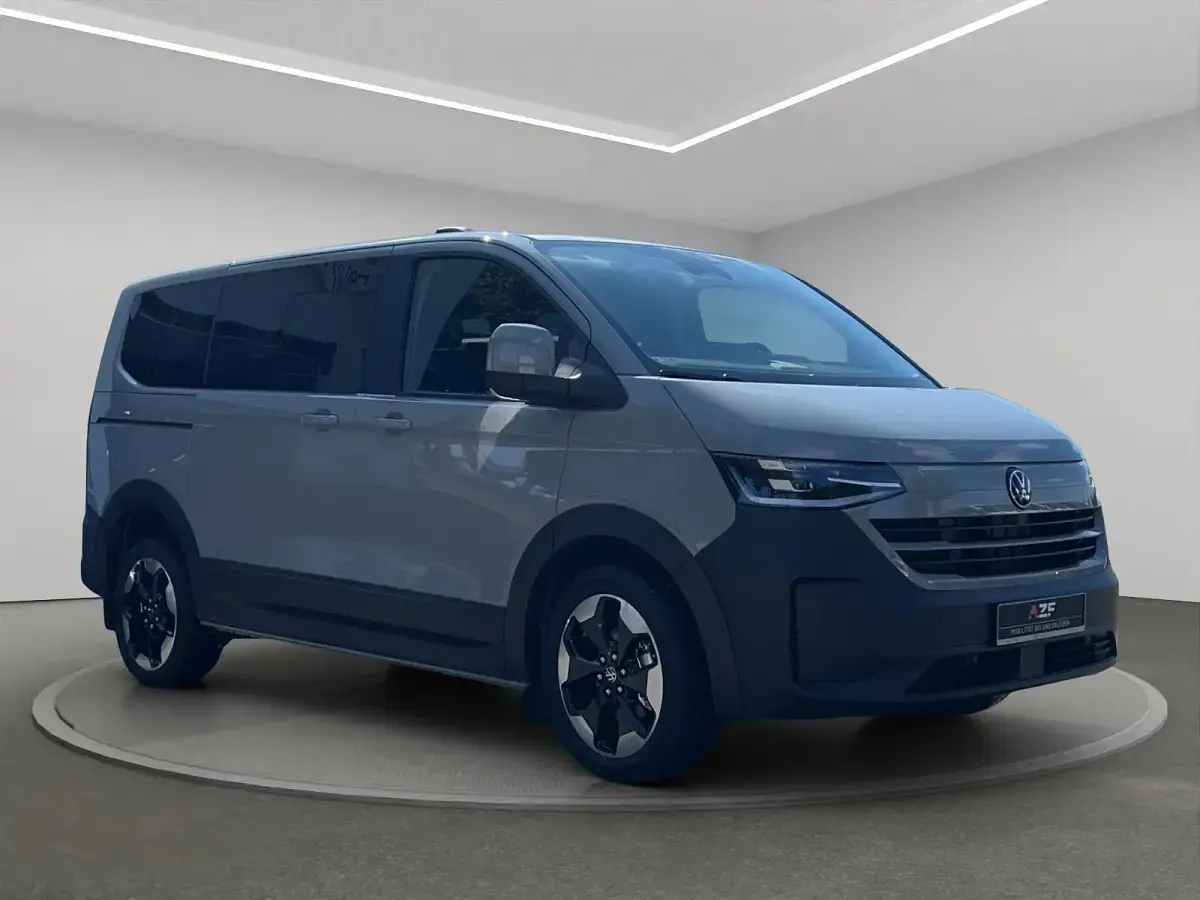 Neu VW T7 PanAmericana 150 PS (110 kW) 2026 Stone grey Van