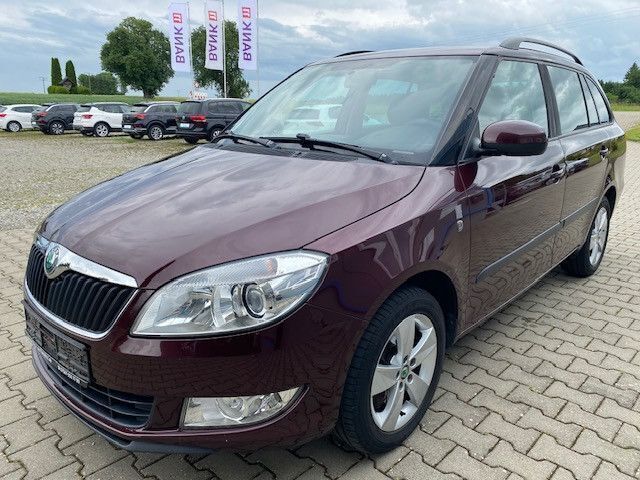 Rot Gebraucht 2012 Skoda Fabia Kombi | 4.490 € (Fairer Preis) - Bild 1/4