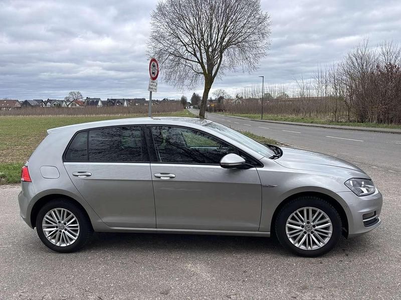 Gebraucht VW Golf VII Cup 105 PS (77 kW) 2014 Grau Limousine