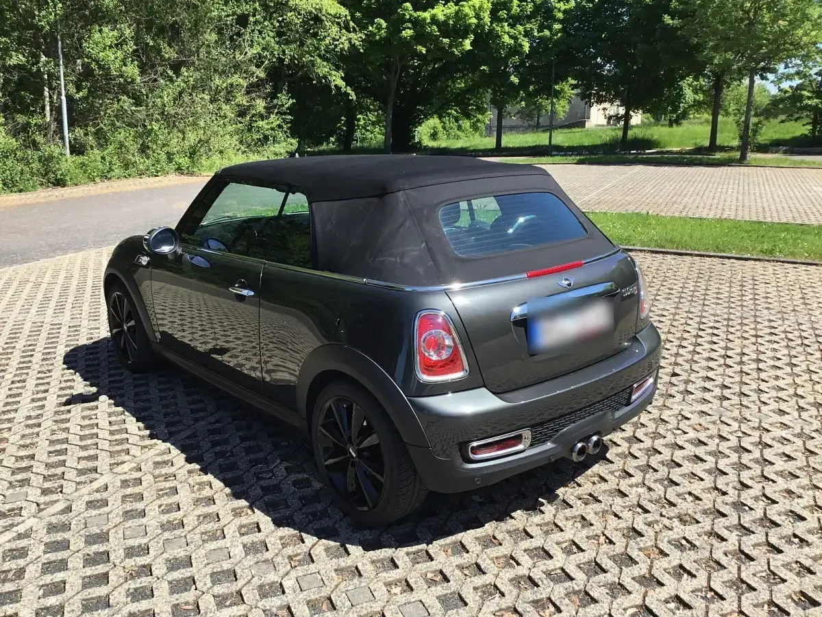 Gebraucht Mini Cooper S Cabriolet 184 PS (135 kW) 2015 Grau Cabrio