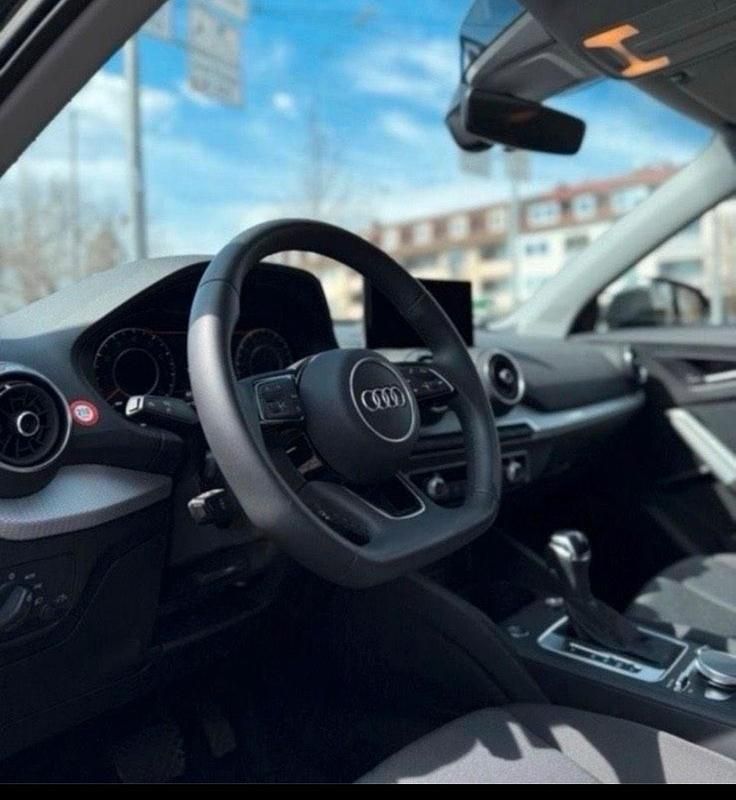 Gebraucht Audi Q2 150 PS (110 kW) 2023 Grau SUV