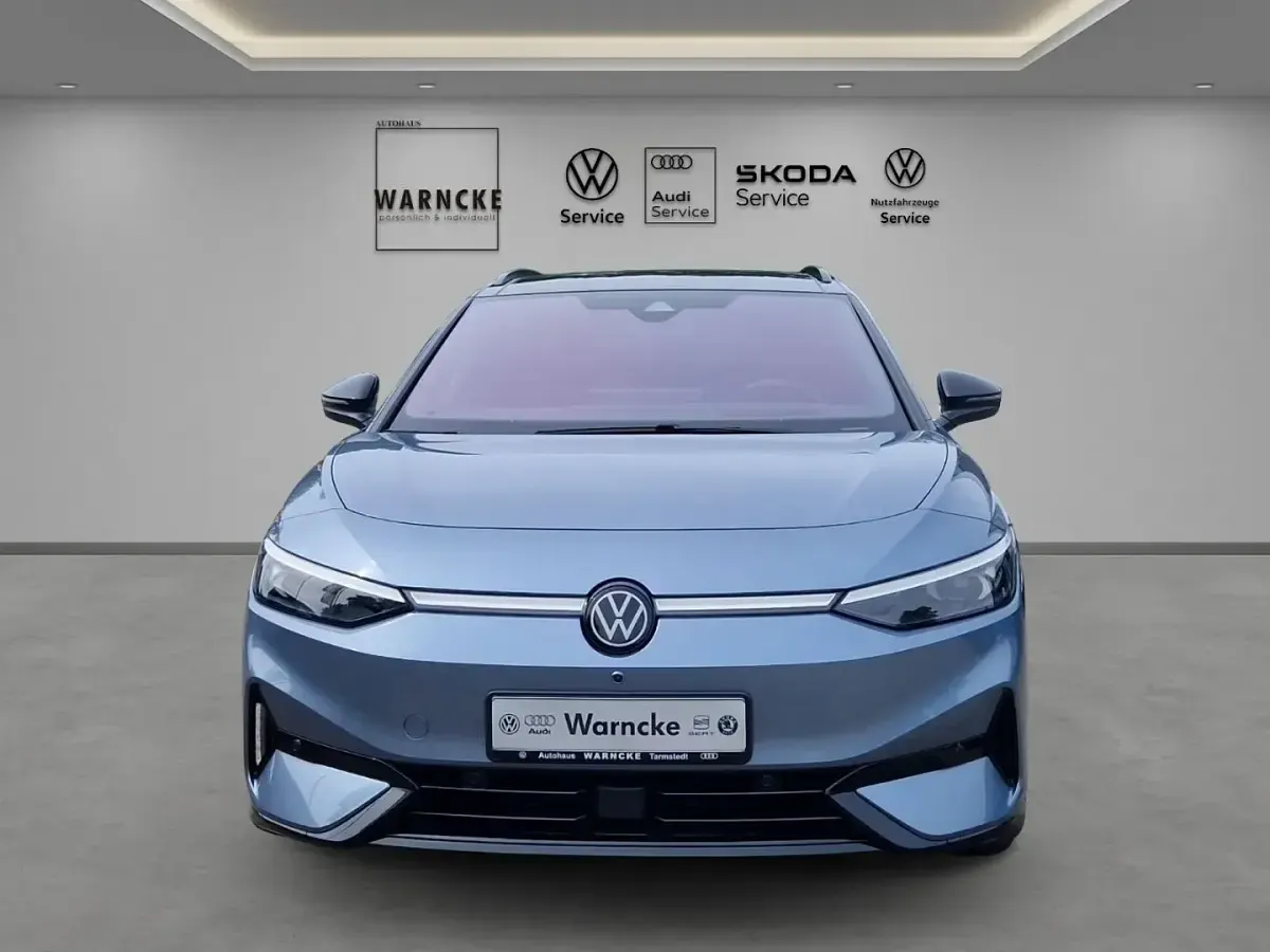Gebraucht VW ID.7 Pro 210 kW (286 PS) 2025 Blau Kombi