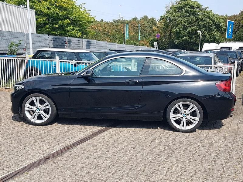 Gebraucht BMW 218 Sport Line 136 PS (100 kW) 2016 Schwarz Coupé
