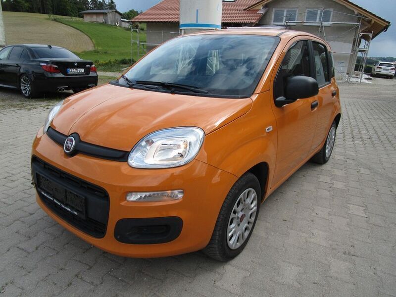 Orange Gebraucht 2019 Fiat Panda Easy Kleinwagen | 8.699 € (Fairer Preis) - Bild 1/4