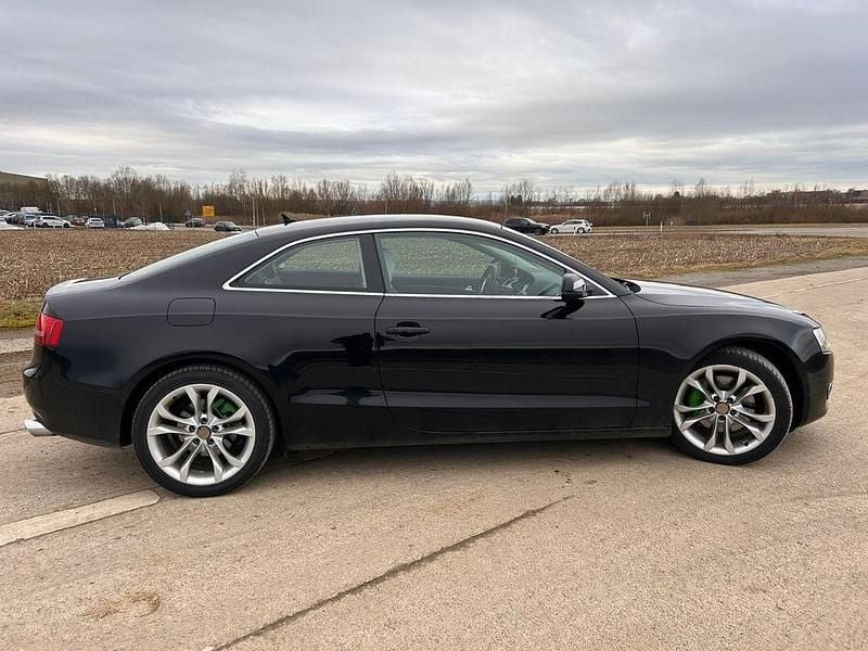 Gebraucht Audi A5 Ambiente 211 PS (155 kW) 2010 Schwarz Coupé