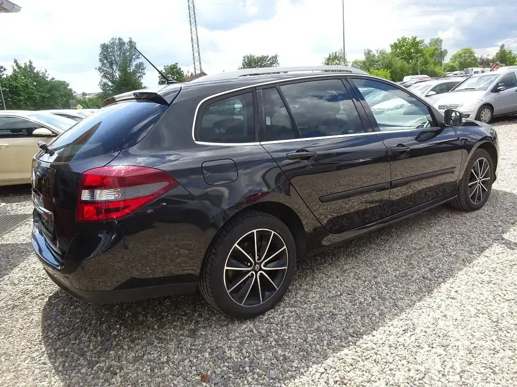 Gebraucht Renault Laguna III Initiale Paris 110 PS (80 kW) 2013 Schwarz Limousine