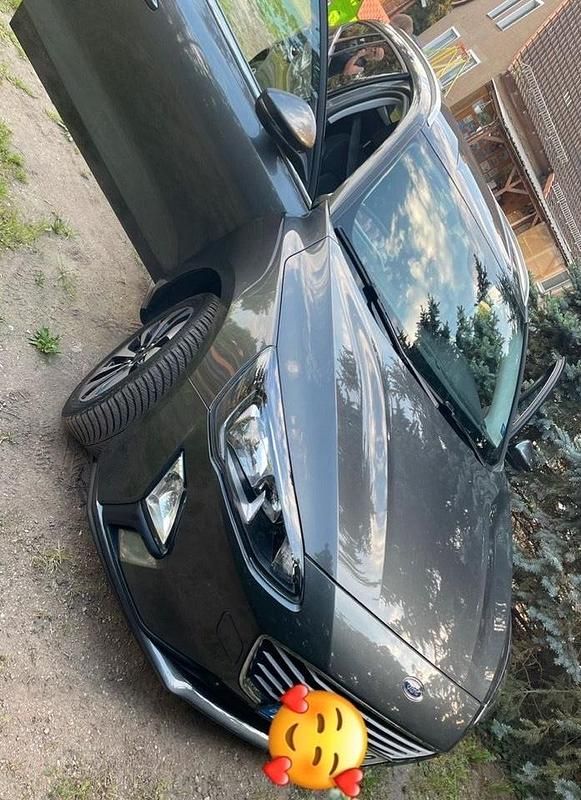 Gebraucht Ford Focus 125 PS (91 kW) 2021 Grau Kombi