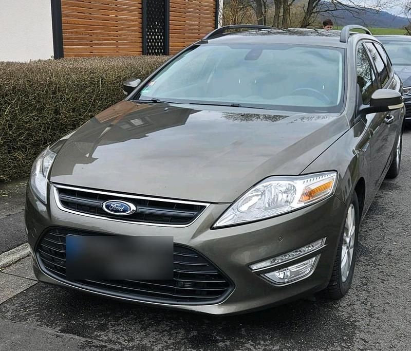 Gebraucht Ford Mondeo 160 PS (117 kW) 2012 Grün Kombi